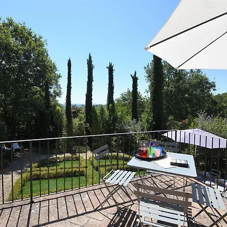 I Cipressi * 卡斯德尔诺沃贝拉登卡